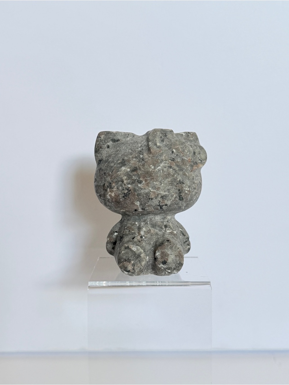 Hello Kitty Carving Granite Stone Figurine Sanrio Collectible 1lb 2.7oz 3.7”